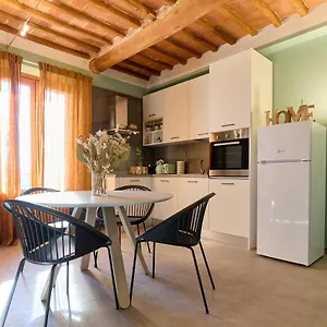 Cozy With A View In Apartment San Miniato