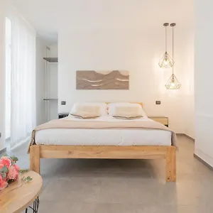 Enchanted - By Rent Apartment Como