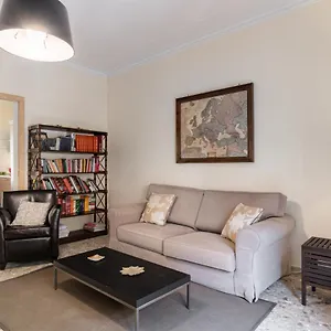 https://stadio-villa-bellini-big-apt-with-terrace.sicilyhotelsitaly.net