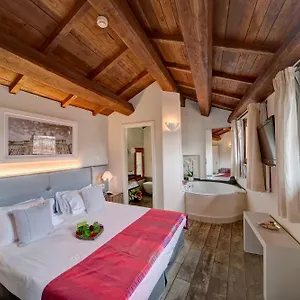 https://navona-palace-residenze-di-charme.it-romehotels.com
